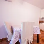 With A Parking Space Komiza, Vis - 12325 Διαμέρισμα *