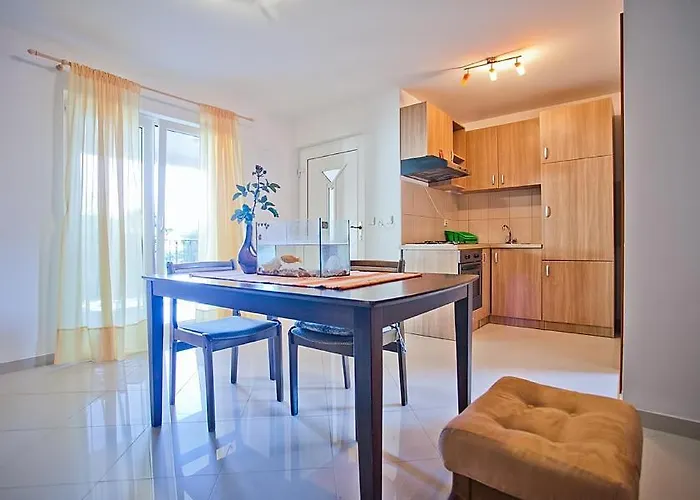 With A Parking Space Komiza, Vis - 12325 Appartamento *